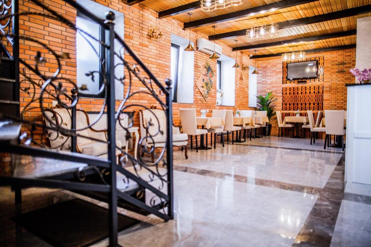 Old Georgia Hotel Tbilisi ภายนอก รูปภาพ