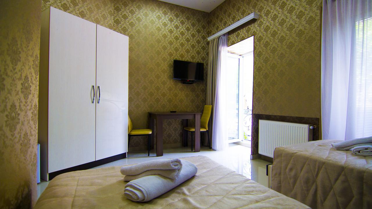 Old Georgia Hotel Tbilisi ภายนอก รูปภาพ